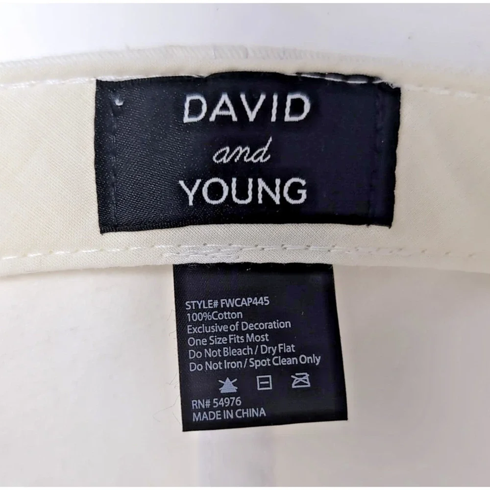 David and‎ Young Baseball Cap My Kids Have Paws Adjustable White NWT Tiny Flaw